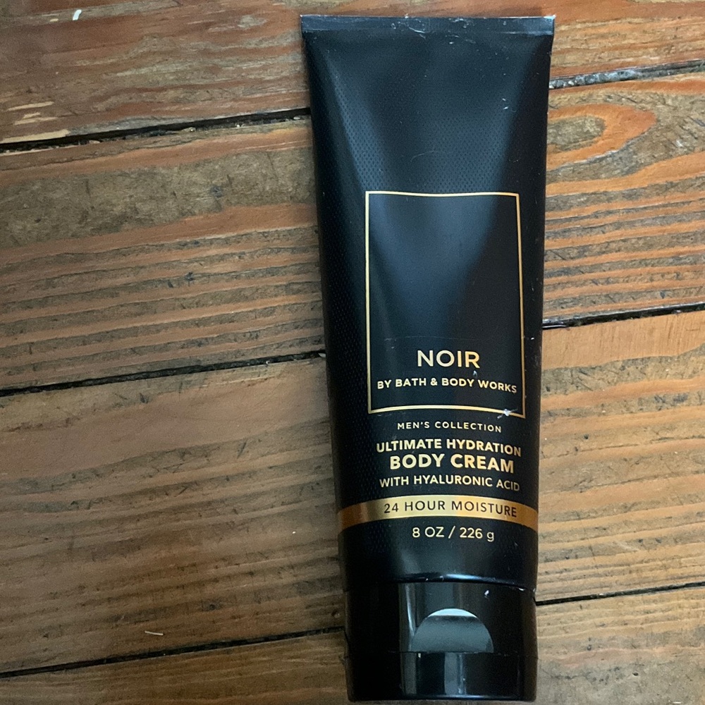 Bath and Body Works Men’s Collection Noir Ultimate Hydration Body Cream 8 oz.